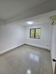 Upper Boon Keng Road (D14), Shop House #576547351